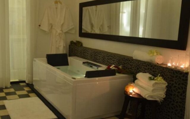 The Suite Cambodia