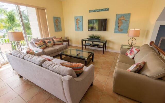 AM I Dreamin Apartment 3