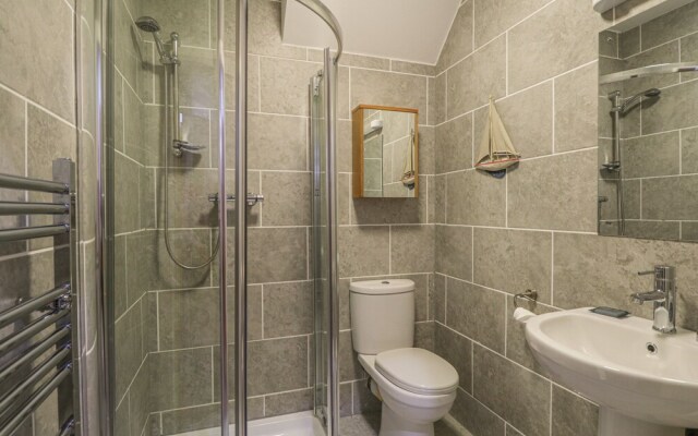 1 Boath Road