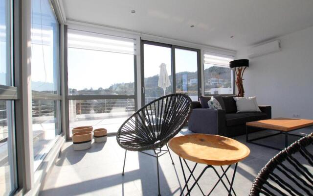 Alana Suites