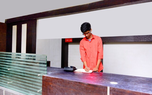 Hotel Piccadily by OYO Rooms