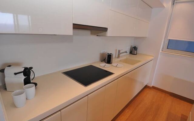 Theseus Beach Apartment