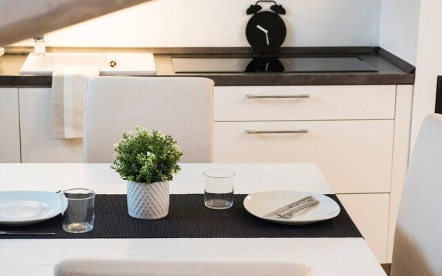 ALTIDO White Attic in Como Center