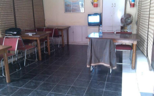 Hotel Library Presidency