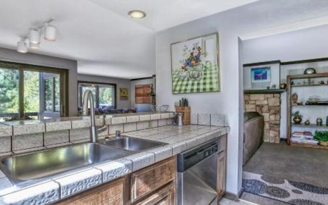 Warm Squaw Valley 1BR Condo