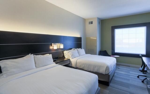 Holiday Inn Express And Suites Reading, an IHG Hotel