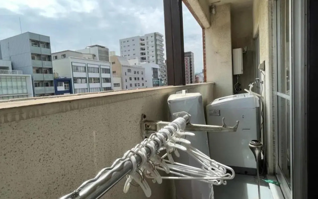 2BR good for 6PPL overlooking Peace Park with WIFI!