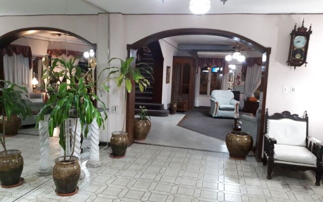 Hotel Alcazar