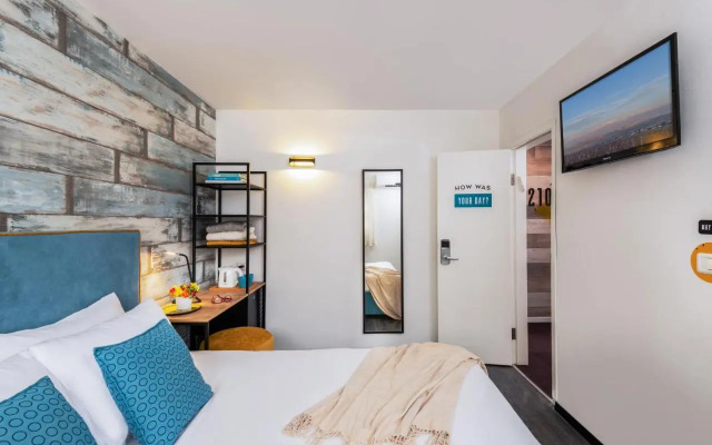 Metula Travel Hotel