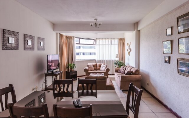 Sophistidated 2 BDRM Apartment @ Zona 14