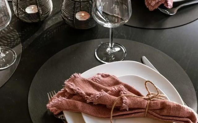 Modern Apartment Near the Beach