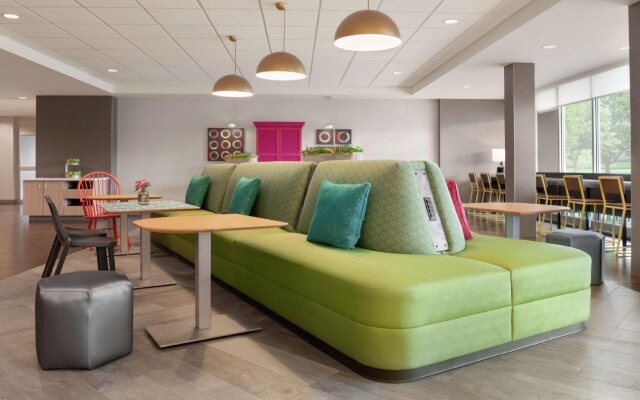 Home2 Suites by Hilton Overland Park