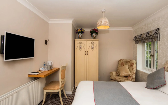 OYO Vale Lodge
