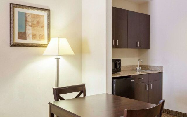 Comfort Suites Olive Branch - Memphis South