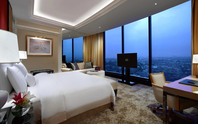 The Trans Luxury Hotel – Guest Rooms – Bandung