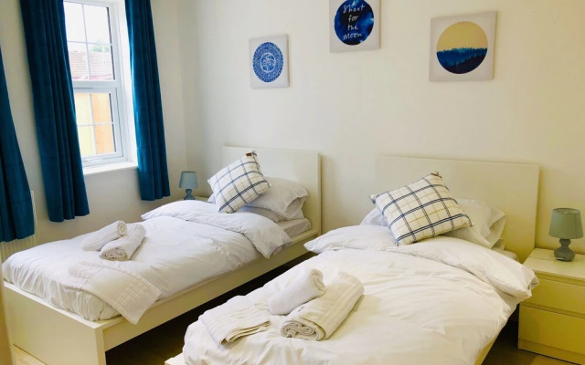 Everest Apartments Aldershot by SAZ Living