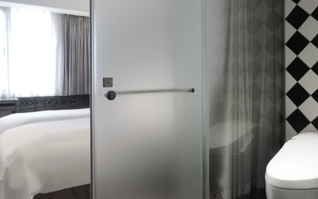 CHECK inn Taipei Main Station