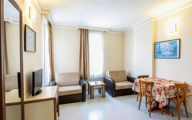 May Flower Apart Hotel