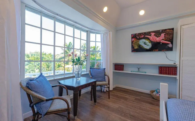 Sunshine Studio at Viking Hill - Love Beach