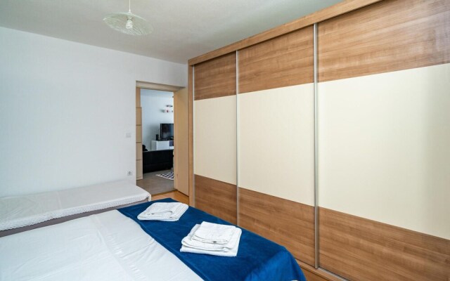 Nice Apartment in Dubrovnik With Wifi and 2 Bedrooms