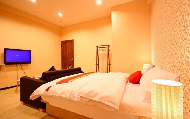 Luodong Market Happiness Homestay