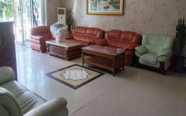 Xiaisi Lexiang Service Apartment (Dalian Xinghai Square)