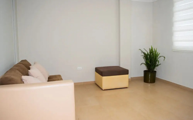 Illari Hotel