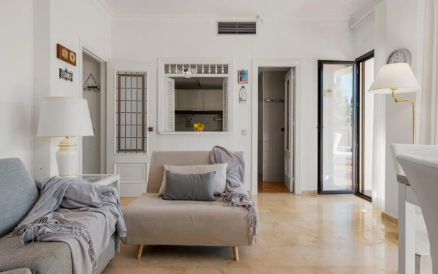 1 Bedroom Apartment in Andalucía del Mar - Puerto Banús