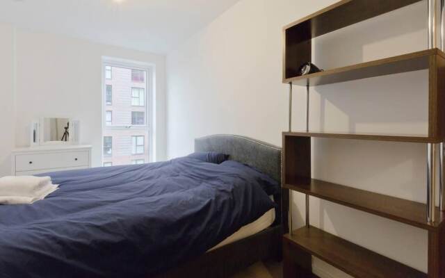 2-bed Apartment Only 15 Mins From Central London
