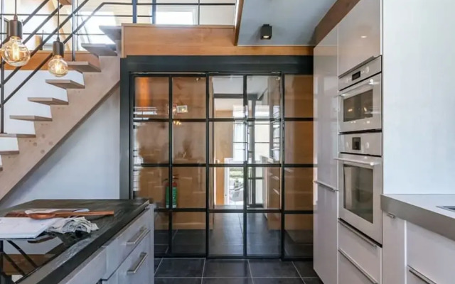 Beautiful and Spacious Vacation Home With Parking