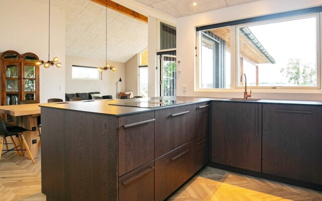 12 Person Holiday Home in Millinge