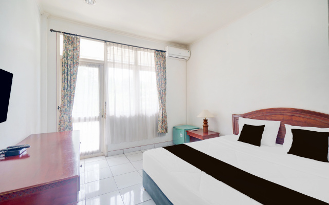 Hotel O Bogor near Taman Safari formerly Hotel Rudian 2 – Guest Rooms – Cisarua