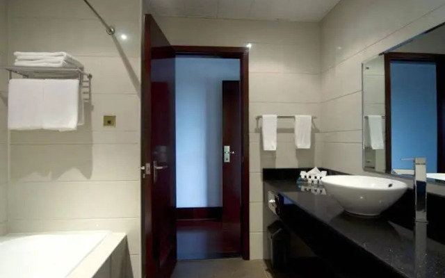 Golden Tulip Hotel  Kumasi City
