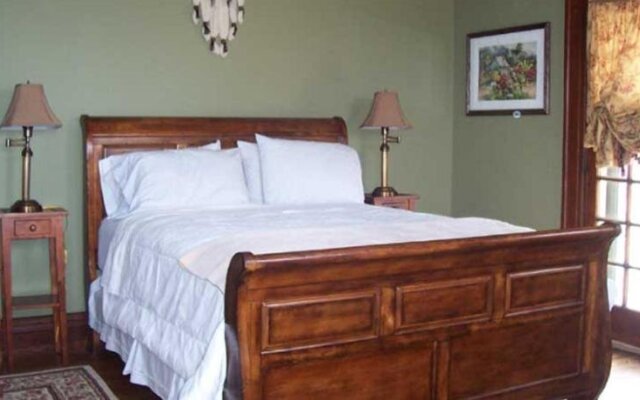 Kennedy Mansion Bed and Breakfast