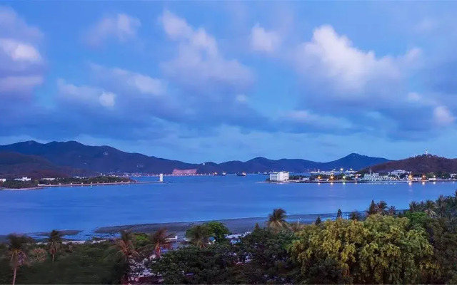 Sanya beauty seaview hotel