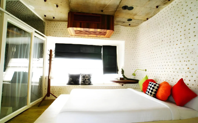 Mo Rooms