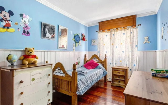 Apartment in Radazul With Stunning Sea Views