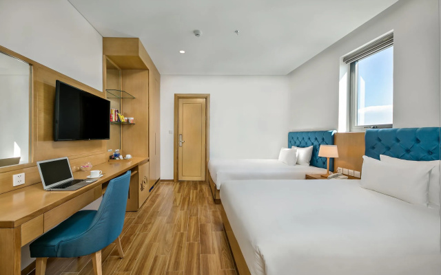 Seashore Hotel & Apartment