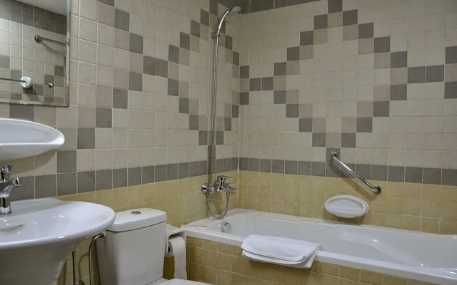 TIME Crystal Hotel Apartment