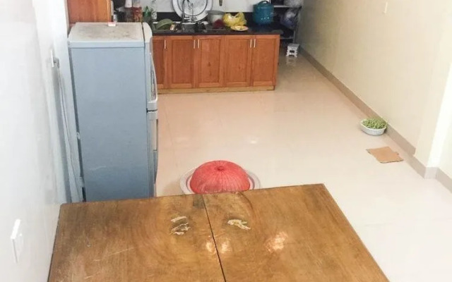 Hang Thuong Hostel