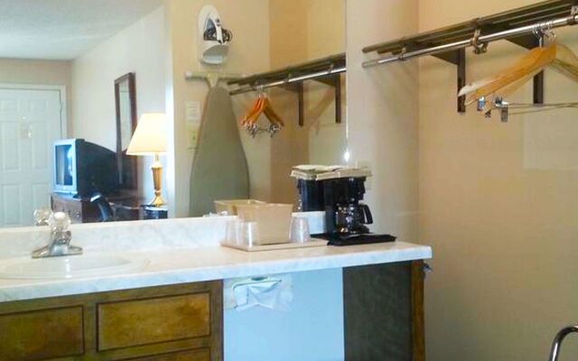 Stratford Motor Inn East Ellijay