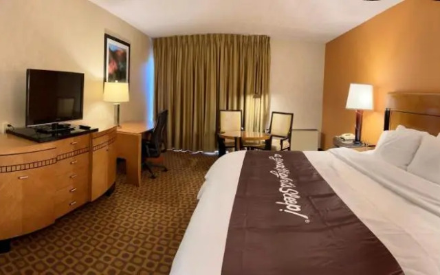 Ramada - Bradley Airport