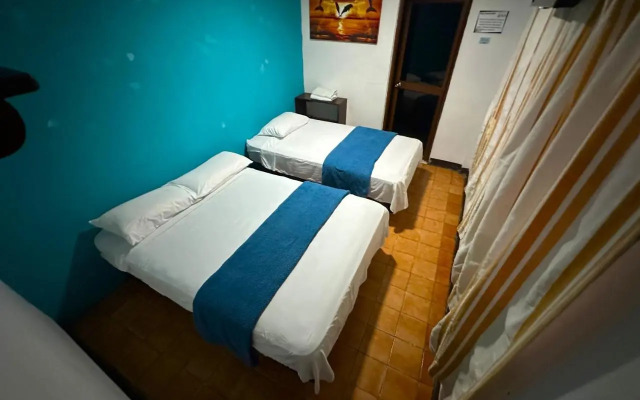 Hostal Puerto Ayora
