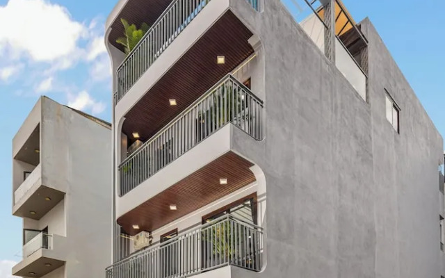 T P Villa