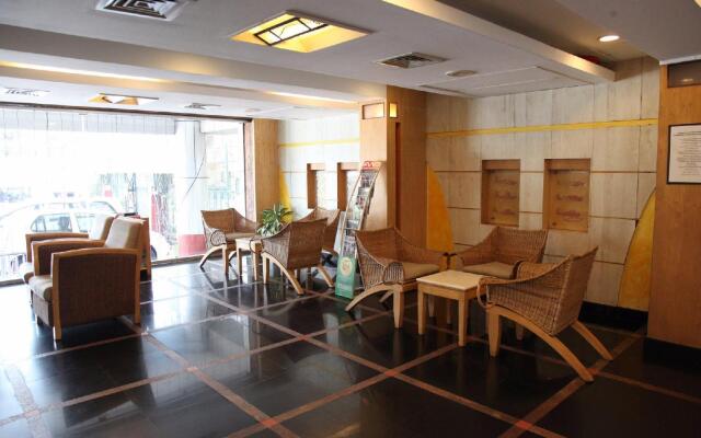 Lotus 8 Hotel