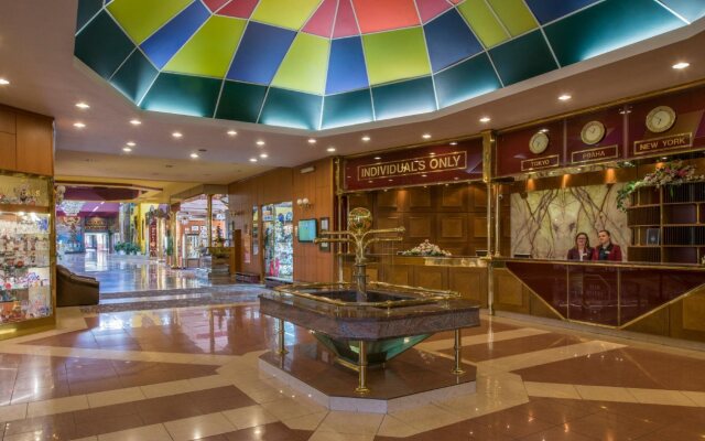 TOP HOTEL Praha & Conference Centre