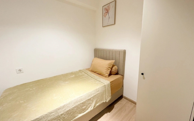 Sky House BSD Apartments by OkeStay