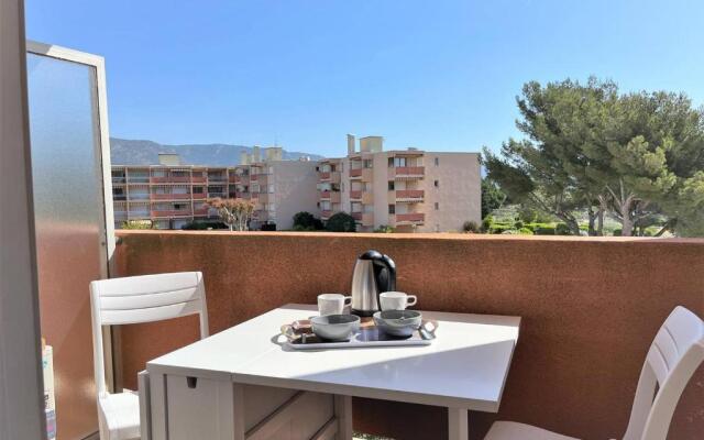 Appartement Bormes-les-Mimosas, 1 pièce, 2 personnes - FR-1-251-414