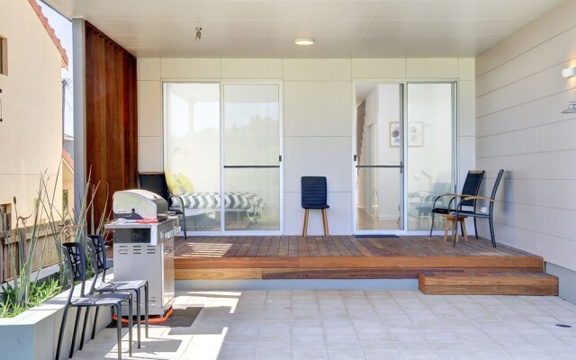 Seas the Day, 41B Ocean Avenue