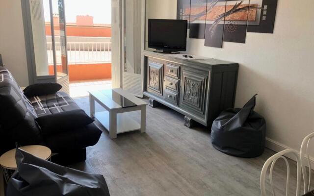 Beautiful Renovated T3 In The Heart Of Grasse!